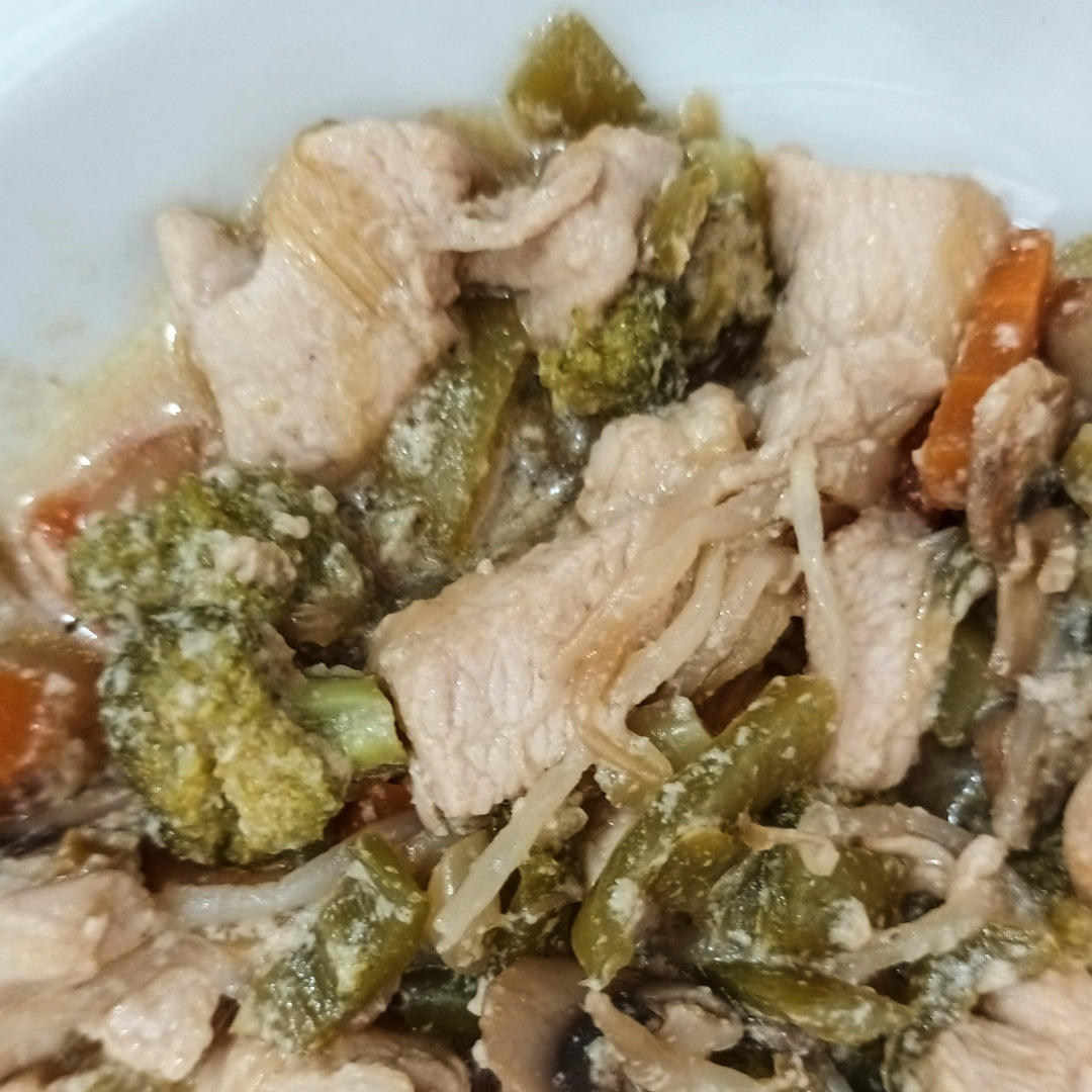 Chop Suey de pollo - ensupuntoadomicilio