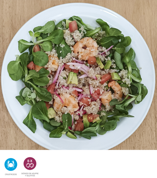 Ensalada de quinoa con langostinos